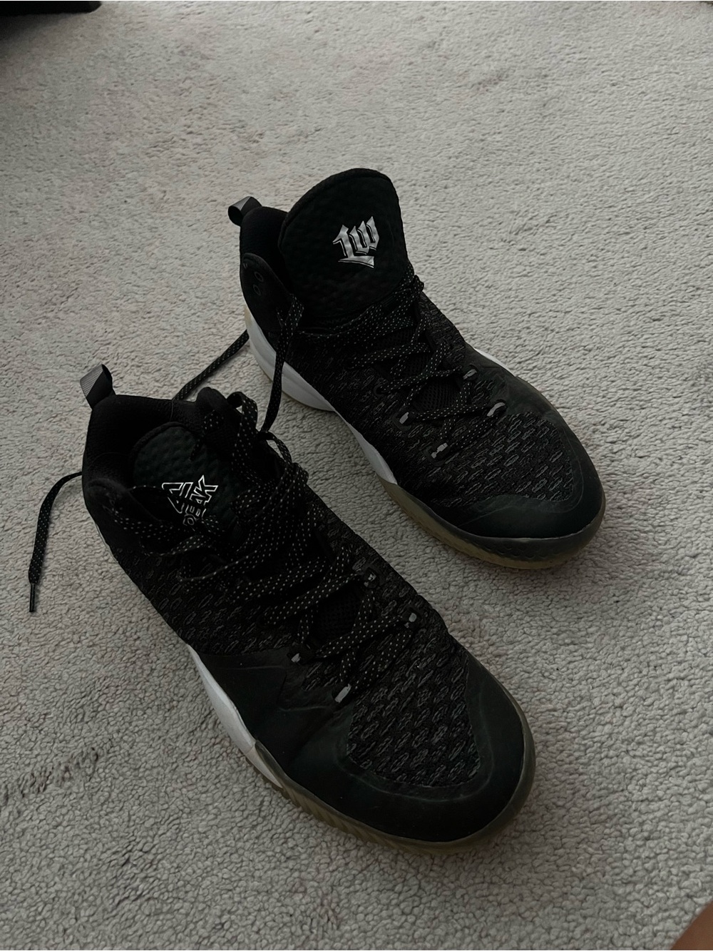 Men's Black Athletic Basketball Shoes - Lightweight Cushioning